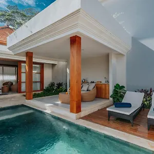 https://arta-private-villa.ubudhotelsnow.com